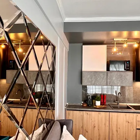 Blue Luxury Apartment *